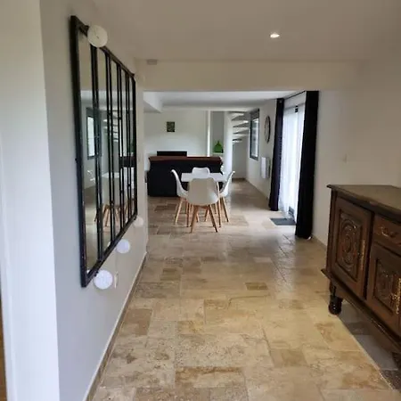 Maison 3 Chambres Et T2